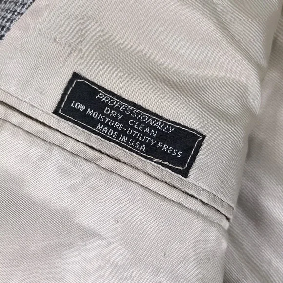 Vtg Pierre Cardin 42‎ SHORT Zig Zag Pattern Two Button Sports Coat Made In USA - Picture 5 of 8